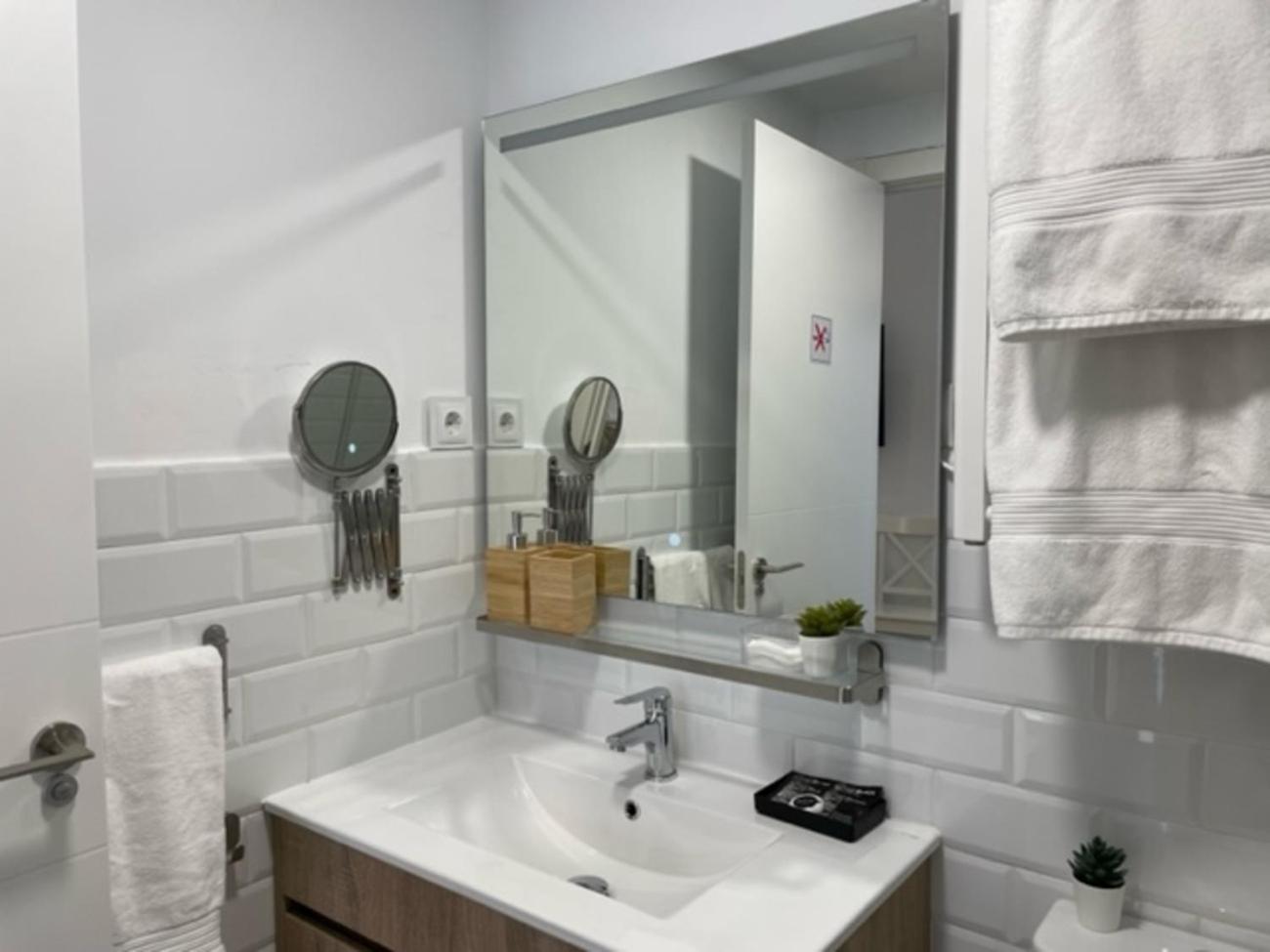 Apartamento Centrico En Мадрид Екстериор снимка